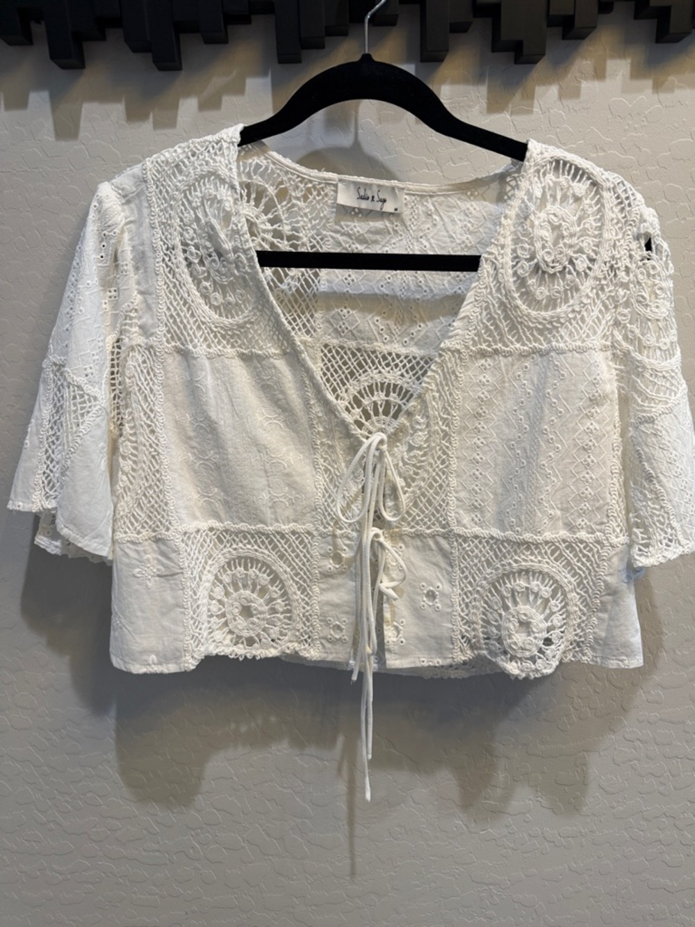 White Lace Croppes Crochet Tie-Front Women's Top